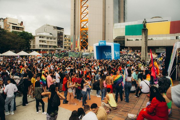 Poker au Féminin : L'Ascension des Femmes Leaders dans l'Univers du Jeu de Hasard